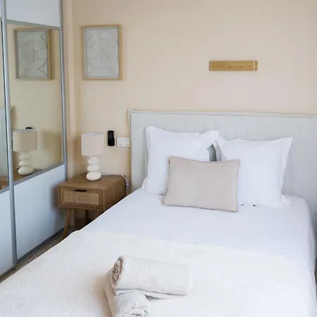 Vakantiehuis Le Secret De Notre-dame, Maison Avec Garage Prive
