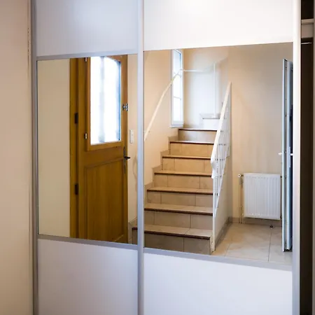 Le Secret De Notre-dame, Maison Avec Garage Privé *