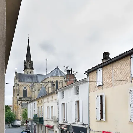 Le Secret De Notre-dame, Maison Avec Garage Prive